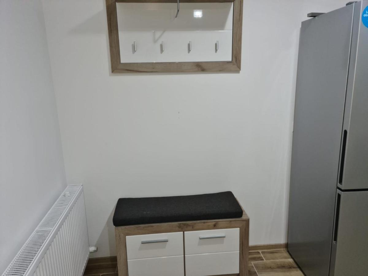 Apartament Lucian Apartment Ramnicu Valcea Ngoại thất bức ảnh